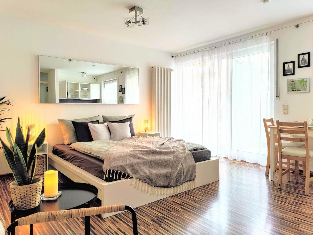Gemuetliche Ferienwohnung In Ruhiger Lage ドレスデン エクステリア 写真