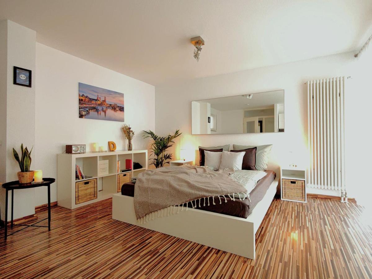 Gemuetliche Ferienwohnung In Ruhiger Lage ドレスデン エクステリア 写真